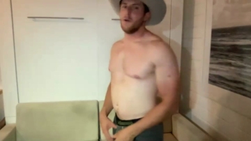 Itsgonnabegreat  22-09-2021 video socks